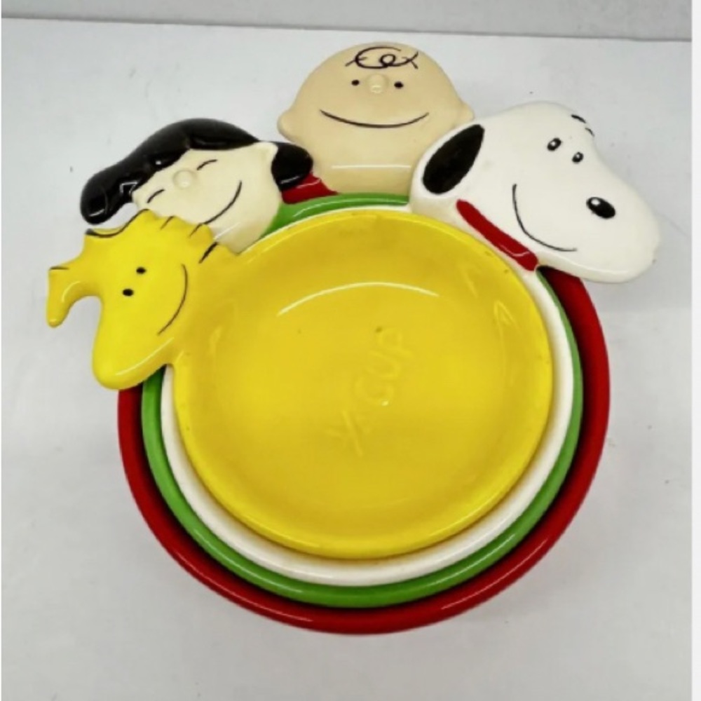 2010 Hallmark Peanuts Nesting Measuring Cups